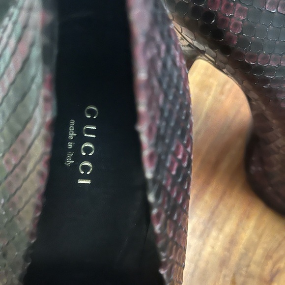 Gucci Platform Heels SIZE 11 burgundy wine color with black snake skin - Picture 3 of 7